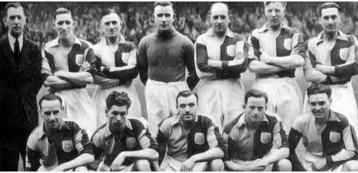 leeds squad photo 1944-1944